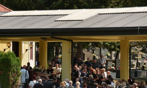 U Daruvaru pokopana najmlađa žrtva krvavog pohoda ubojice iz doma za starije