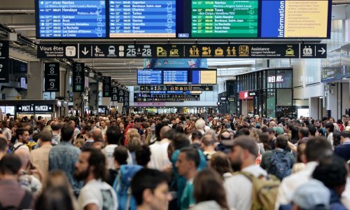 Podmetnuti požari zaustavili brze vlakove u Parizu i okolici