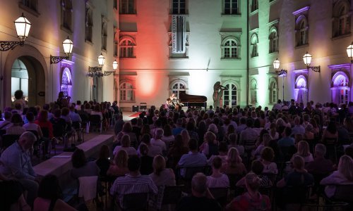 Nakon šest nezaboravnih glazbenih večeri, završene su 43. Večeri na Griču
