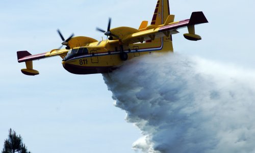 Gori na Kornatima: 'Ispalili su signalnu raketu s broda'