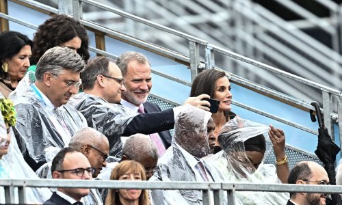 U sendviču između Plenkovića i kraljice Letizije Frka Petešić snimao selfie sa španjolskim kraljem