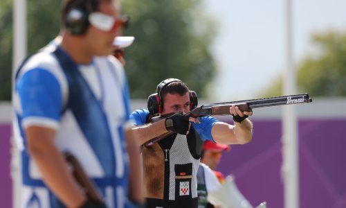 Zlatni Hrvat iz Londona ima problema u prvoj seriji, ali u drugoj je bio sjajan