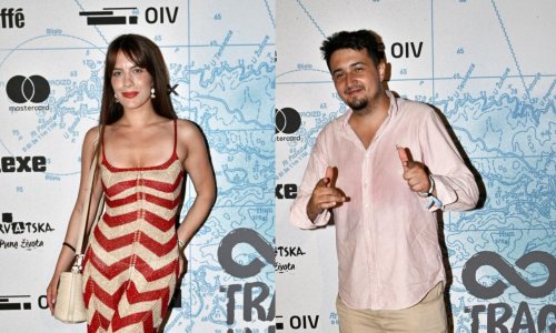 Zvijezda 'Kumova' uživala u Veloj Luci, a viđen je i glazbenik s kojim ju se povezuje