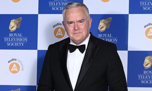 Nakon optužbe zbog eksplicitnih fotografija djece, čuveni BBC-jev voditelj se razvodi