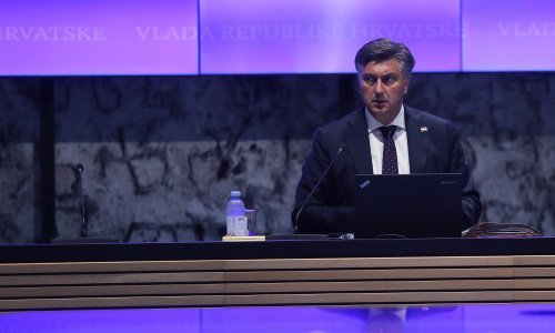 Vlada na zatvorenoj sjednici donijela niz kadrovskih odluka