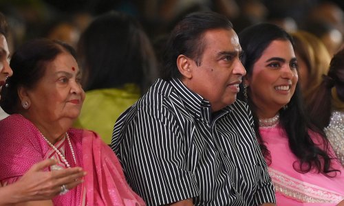 Najbogatiji Indijac na sinovu svadbu potrošio je 320 milijuna dolara. Tko je Mukesh Ambani