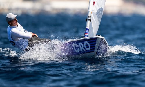 Pobjedom u četvrtoj regati Filip Jurišić skočio na drugo mjesto