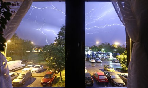 Zbraja se šteta u Međimurju, najgore u Sv. Mariji; stabla padala i u Zagrebu