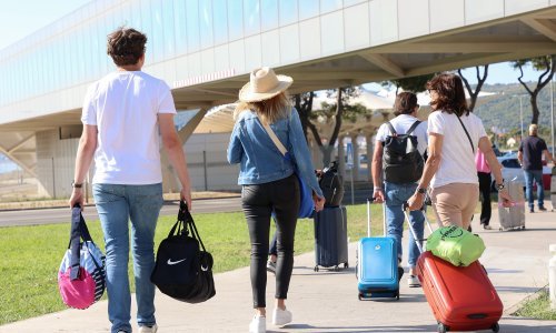 Udarni vikend: Kroz splitsku zračnu i trajektnu luku proći će 142.000 putnika