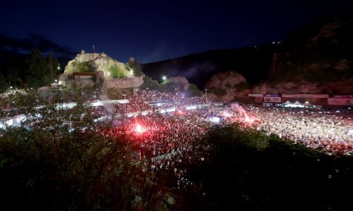Pogledajte atmosferu: Na koncert Thompsona, Zečića i Mate Bulića stigla i dva ministra te Zlatko Dalić