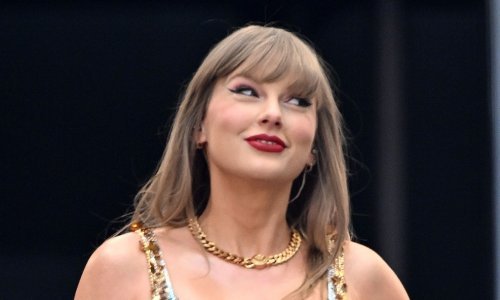 Taylor Swift u Londonu zapjevala s Edom Sheeranom, a o otkazanim koncertima - ni glasa