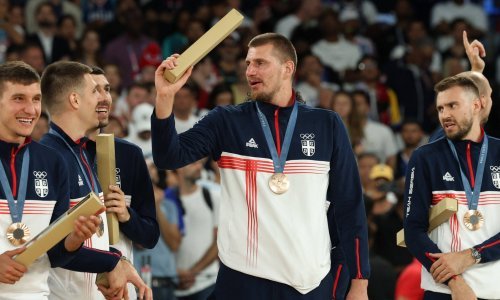 Srbi hit na internetu: 'Nikad nisam vidio pijaniju ekipu'