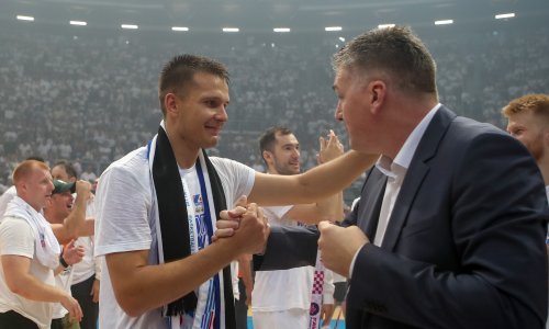 Srbin porukom Zadranima školovao razuzdane brončane sunarodnjake