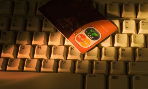 Računalnim prijevarama 'zaradili' više od 10.000 eura