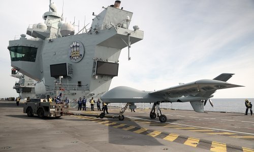 Brži, okretniji i znatno opasniji: Ovo je dron kojeg smatraju palubnim lovcem budućnosti