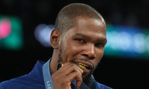 Prvo je razbio Francuze u finalu Olimpijskih igara, a onda je kupio dionice PSG-a