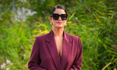 Najtrendi boja jeseni nosi se već sada, a ovaj fantastičan stajling vrijedi iskopirati