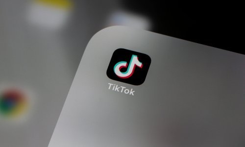 Dočekali smo i to: TikTok uvodi grupne razgovore u izravne poruke