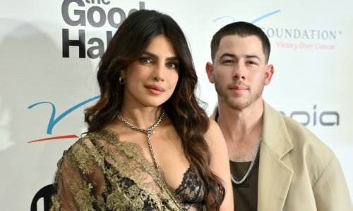 Prozirno i raskošno: Bivša misica u izazovnom izdanju bila je magnet za poglede