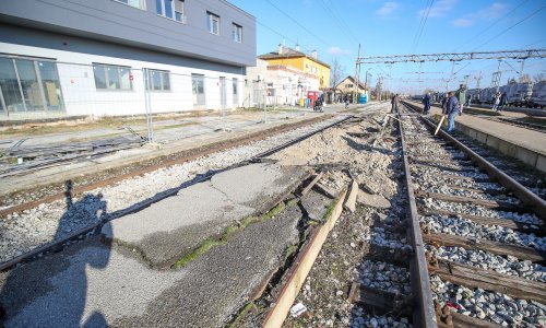 Visoke temperature deformirale tračnice; vagoni kod Tovarnika iskočili