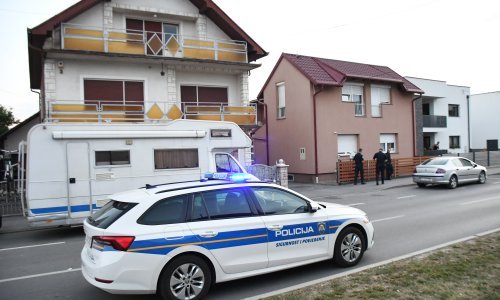 U Bjelovaru novi incident između 20-ak osoba, puna ulica policije