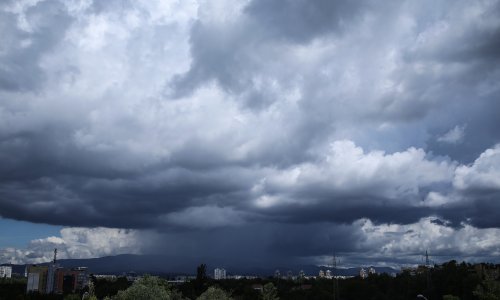 Stiglo nevrijeme: U Zagorju padala tuča, oblaci prekrili i Zagreb