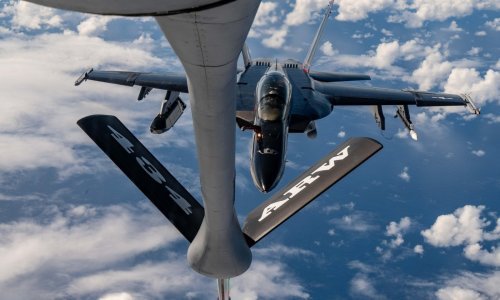 Bliski susret američkog lovca-bombardera s ruskim zrakoplovom u Siriji