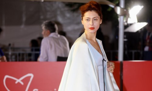 Judita Franković oduševila u neobičnoj kreaciji, kao stvorenoj za nju