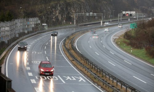 HAK: Vozači oprez, mokri kolnici!