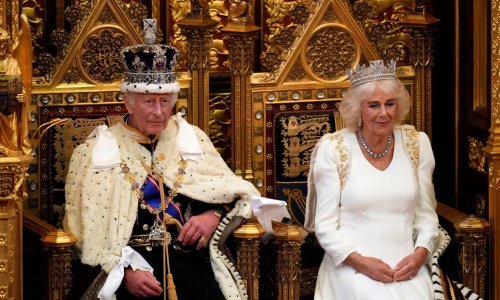 Prve kovanice od 1 funte s likom kralja Charlesa III. ušle u optjecaj