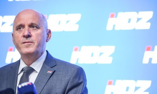 Bačić: U tijeku je postupak da se dozvola za gradnju HE na Uni proglasi ništavnom