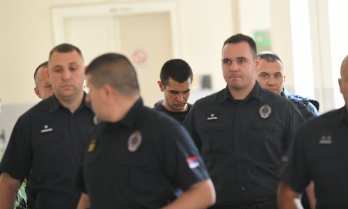 Optuženik za masovno ubojstvo kod Beograda priznao zločin: 'Kriv sam i spreman odgovarati'