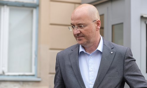 'Gdje si bio 1991.?': Radić otkrio je li bio podoficir JNA kao što kaže Penava