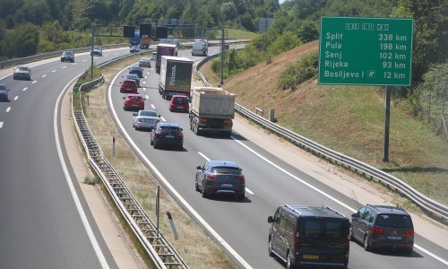 HAK: Pojačan promet na A1 u oba smjera, prometna kod Vukove Gorice