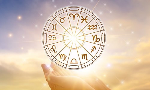 Vladavina Vage: Naklonjena je Blizancima, Vodenjacima i samim Vagama, ali ne i ovim znakovima