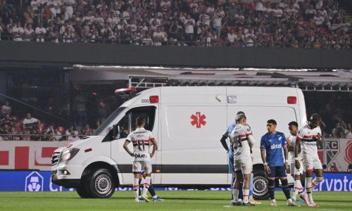 Dramatično spašavanje života nogometaša natjeralo ih na prekid prvenstva