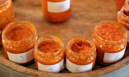 Kupci, oprez! S tržišta se povlači ovaj ajvar, ima stakla u njemu