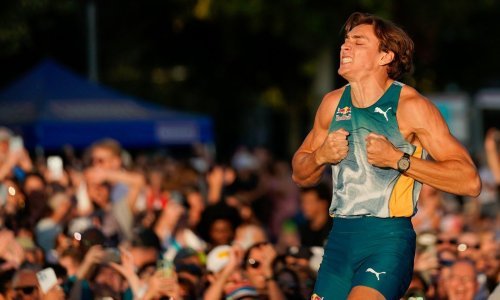 Čudesni Armand Duplantis po deseti put srušio svjetski rekord u skoku s motkom