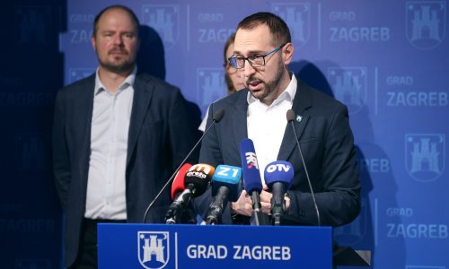 Tomašević predstavio četiri nova prijedloga za uvođenje reda u parkiranje