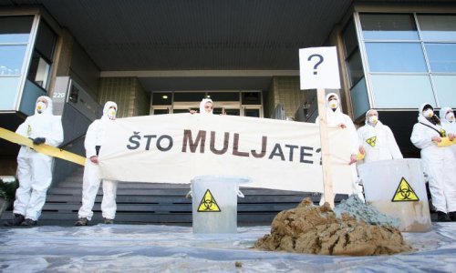 Antibiotici u potoku doveli prosvjednike pred Hrvatske vode