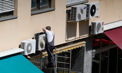 Stanari zbunjeni zabranom klima uređaja na pročeljima: Što ako zgrada nema balkon