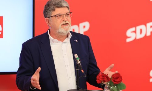 Picula: Kad zagusti Vučić uvijek kreće u obračun s mitskim neprijateljima Srba