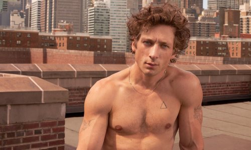 Društvene mreže opet gore: Jeremy Allen White izazvao pomutnju u novoj kampanji