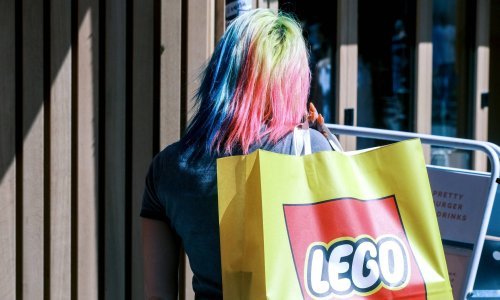 Lego imao dobro polugodište, stvar spasila Europa i Amerika