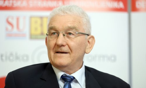 Umirovljenici najavljuju prosvjed: Vlada je lijepo sama sebi podigla plaću za 70 do 80 posto...