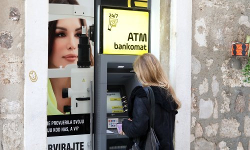 Građanima bi trebale rasti plaće; stižu i dobre vijesti za male poduzetnike