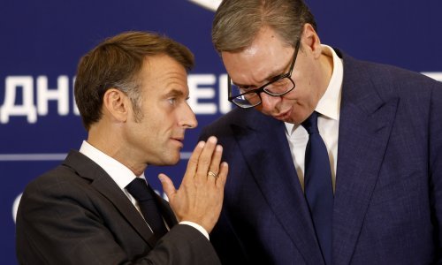 Vučić gostu Macronu pjevao kosovske pjesme: 'To je bilo veoma emotivno'