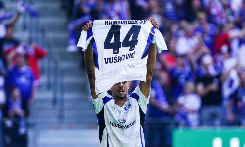 Pobjeda HSV-a u sjeni podrške Mariju Vuškoviću. Pogledajte reakcije igrača i navijača