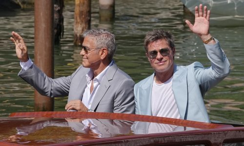 Kadrovi kojima je teško odoljeti: Brad Pitt i George Clooney ostavljaju bez daha