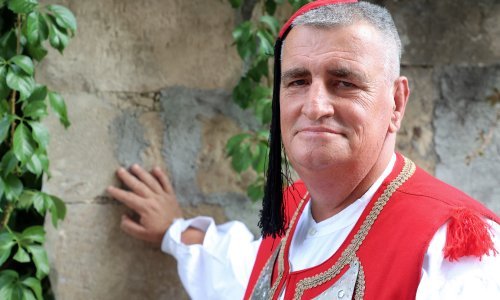 Nevjerojatno: Miro Bulj zabranio izložbu jer je financira Srpsko narodno vijeće